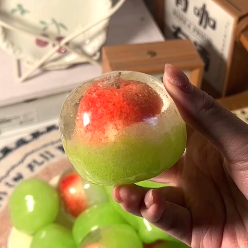 Apple Smoothie(The Red Apple Is Solid)